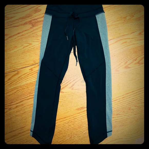 lululemon athletica Pants - Lululemon high-waisted leggings, 7/8 length